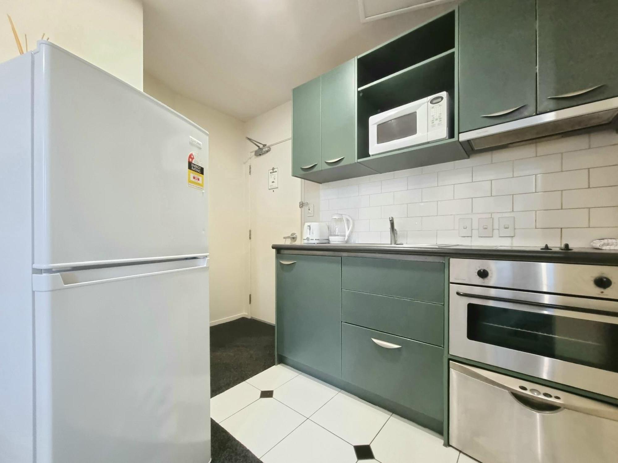 Urban Deco Apartment On Queen Street Auckland Szoba fotó