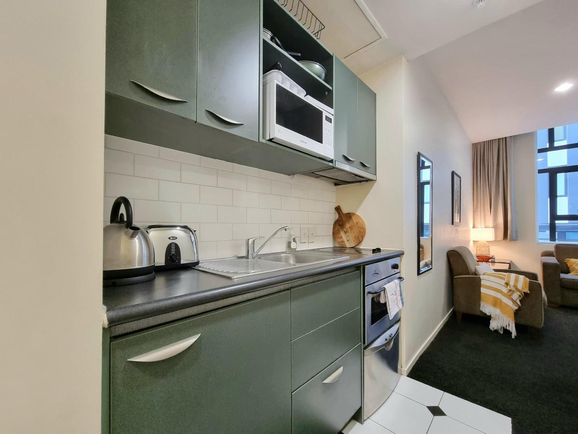 Urban Deco Apartment On Queen Street Auckland Szoba fotó